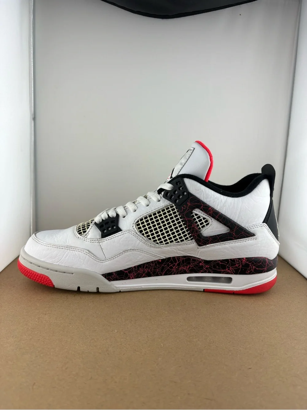 Nike Air Jordan 4 Retro Pale Citron 2019 White Black Red 308497-116 Size 12 (A5)
